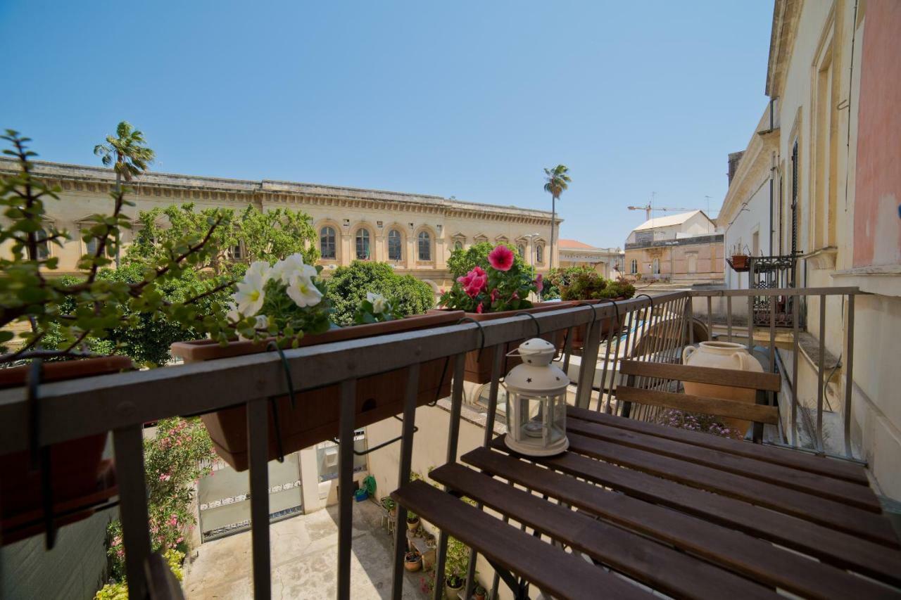 Apartamento Nuvole Barocche Lecce Exterior foto